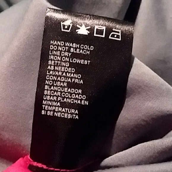 New Red Dress - Picture 6 of 6